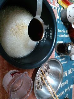 タコごはん11お醤油おおさじ1(ちょっと薄味なので、お好みで加減してね)